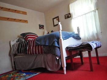 Lazy T Ranch Guest House 曼哈顿 外观 照片